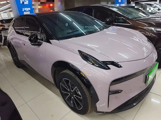 ZEEKR X 2025