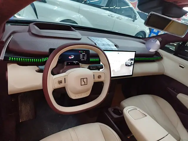 ZEEKR X 2025