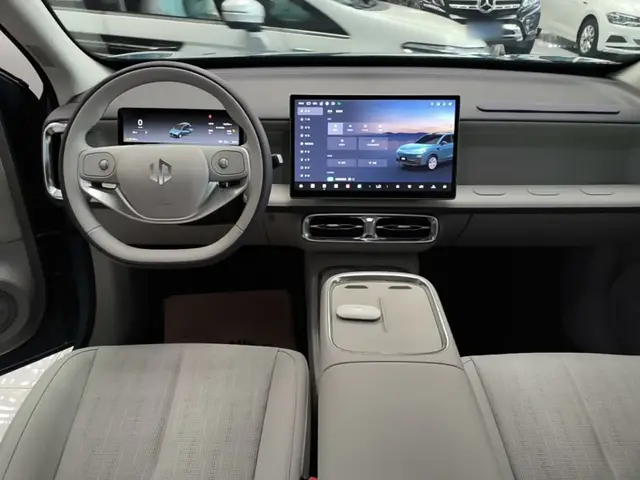 LEAPMOTOR B10 2025