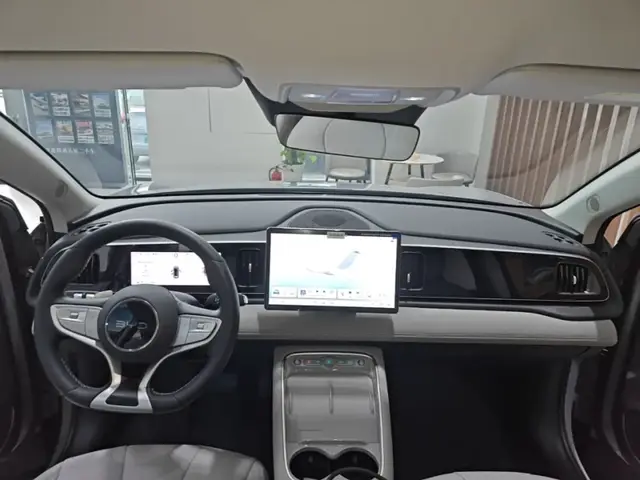 BYD SEALION 05 EV 2025