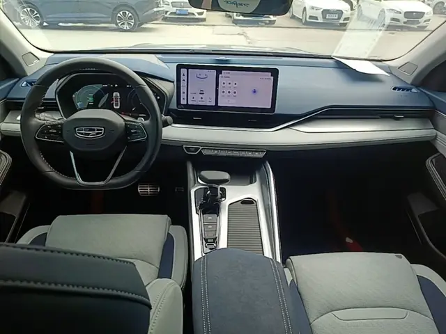GEELY AUTO PREFACE PRESTIGE 2023