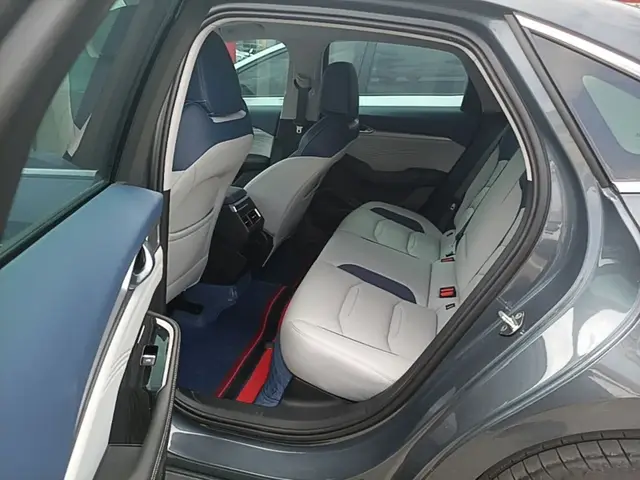 GEELY AUTO PREFACE PRESTIGE 2023