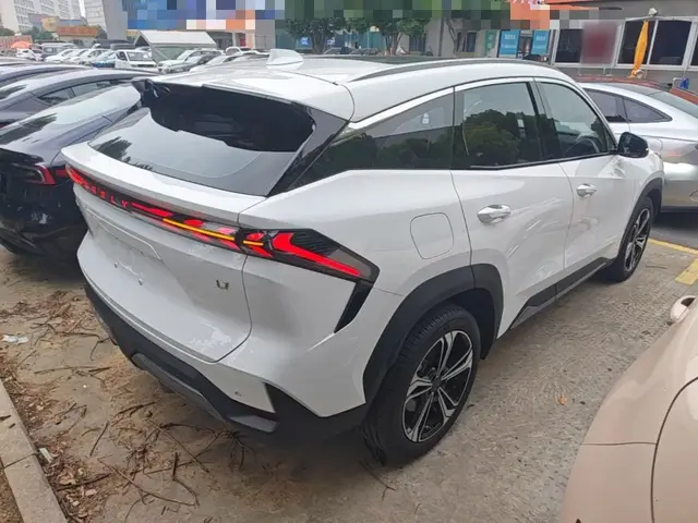 GEELY GALAXY L7 2023