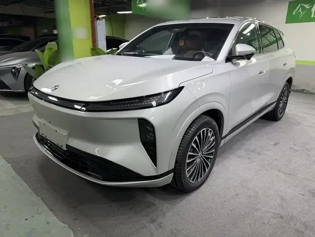 DONGFENG AEOLUS L8 2025
