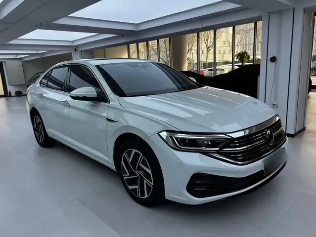 VOLKSWAGEN SAGITAR 2023
