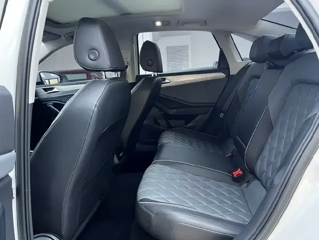 VOLKSWAGEN SAGITAR 2023