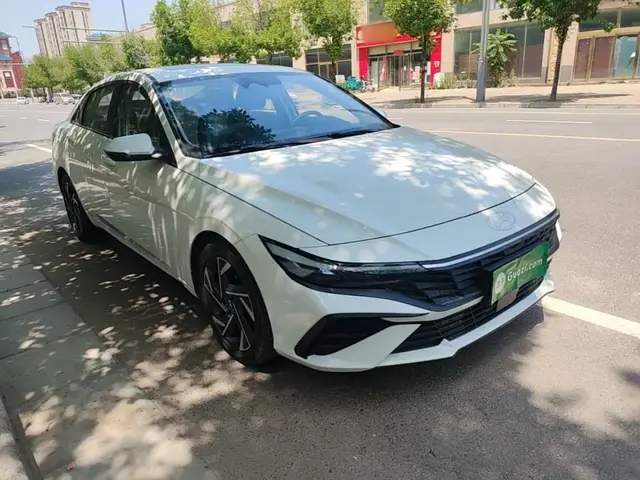 HYUNDAI ELANTRA PRESTIGE 2023