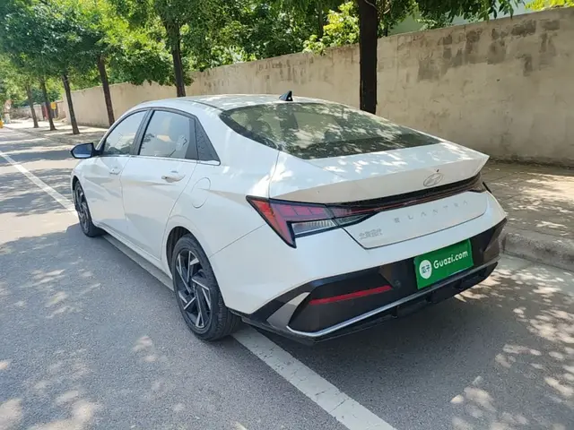 HYUNDAI ELANTRA PRESTIGE 2023