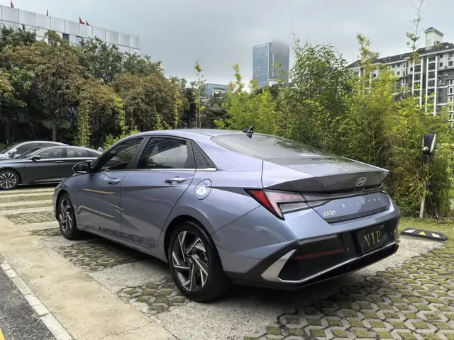 HYUNDAI ELANTRA PRESTIGE 2023