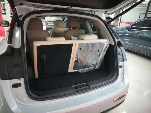 JETOUR SHANHAI L9 2025