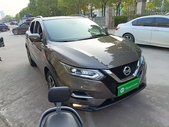 NISSAN QASHQAI LUXURY 2023