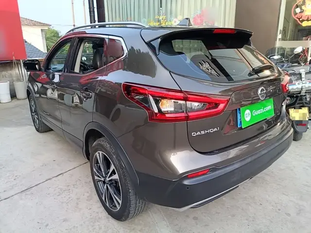 NISSAN QASHQAI LUXURY 2023