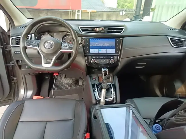 NISSAN QASHQAI LUXURY 2023