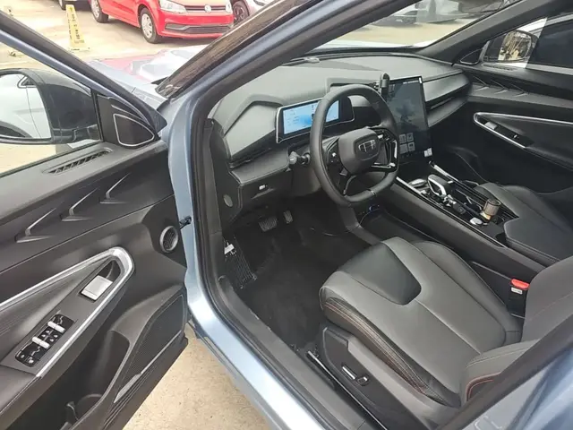 GEELY BOYUE COOL 2023