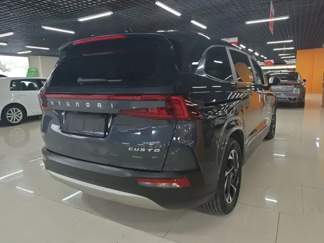 HYUNDAI CUSTO PREMIUM 2022