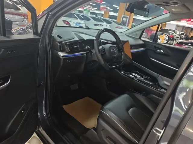 HYUNDAI CUSTO PREMIUM 2022