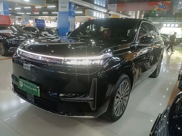 GEELY GALAXY M9 2025
