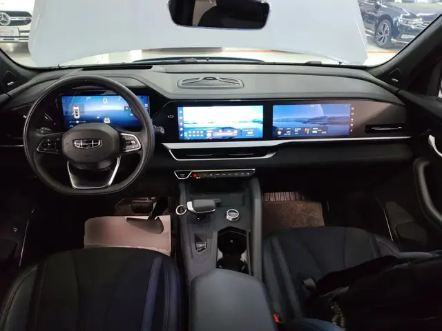 GEELY MONJARO 2022