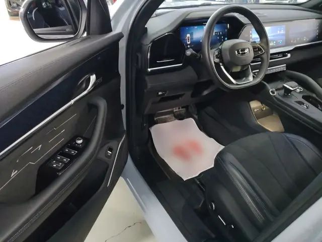 GEELY MONJARO 2022