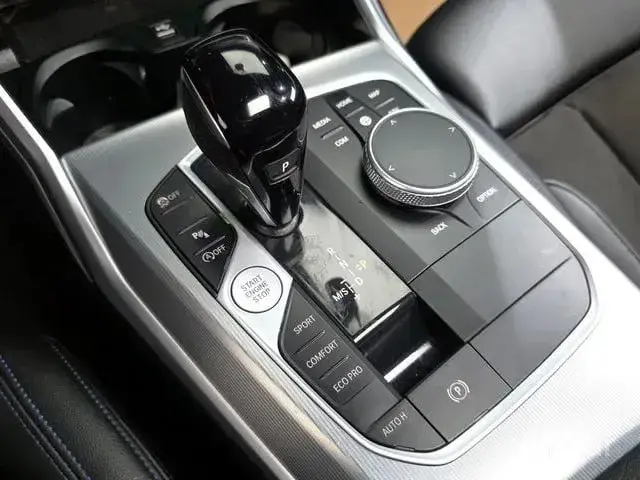 BMW 3 SERIES 2022