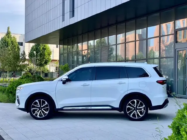 FORD EQUATOR PREMIUM 2023