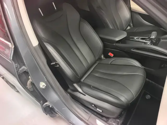 GEELY MONJARO L 2023
