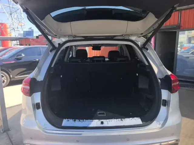 HONGQI HS5 2022