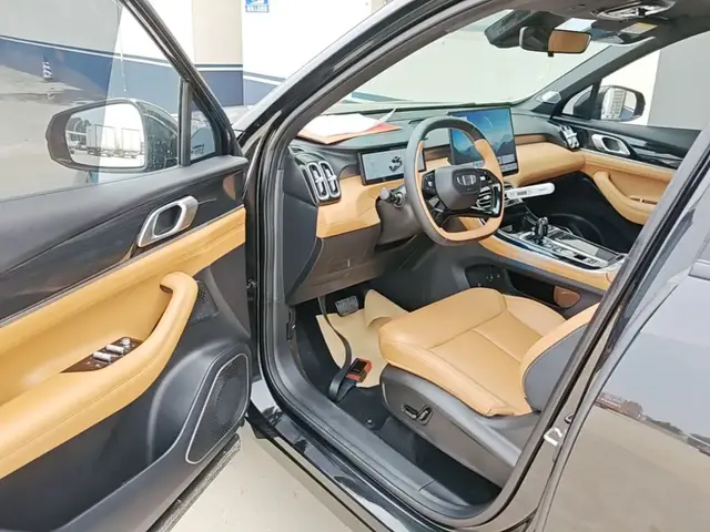 GEELY BOYUE L 2025