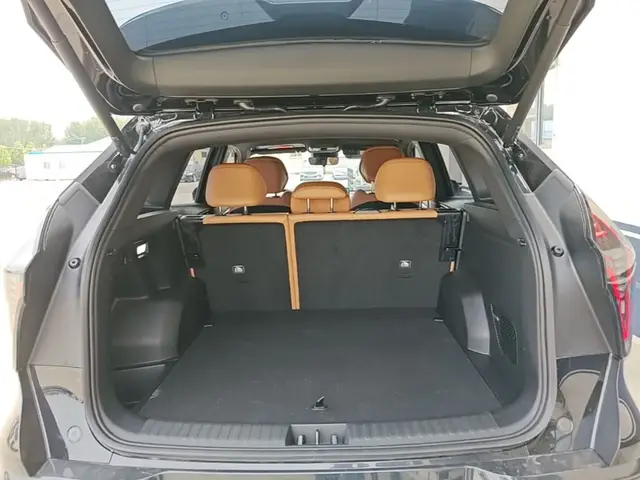 GEELY BOYUE L 2025