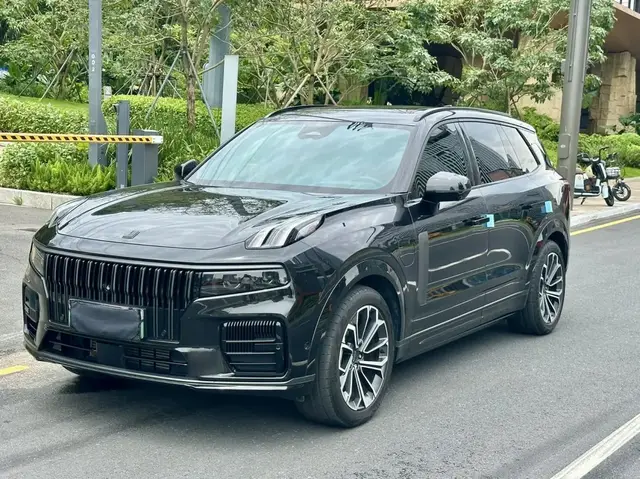 LYNK & CO 09 EM-P 2022