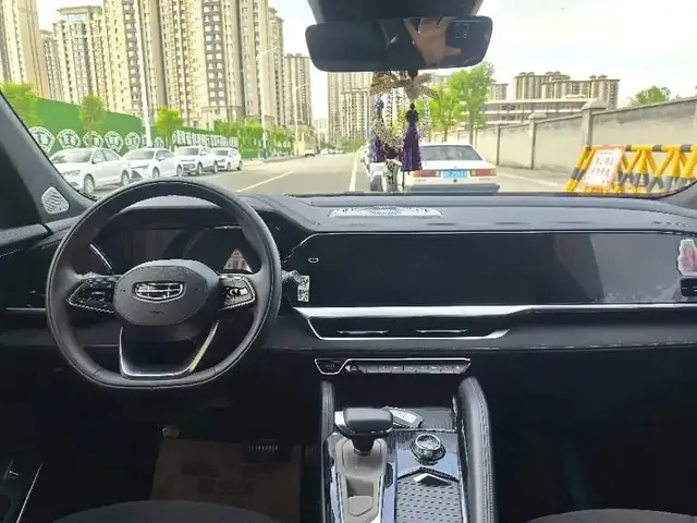 GEELY MONJARO 2023