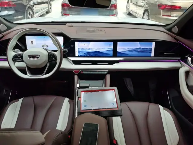 GEELY MONJARO 2023
