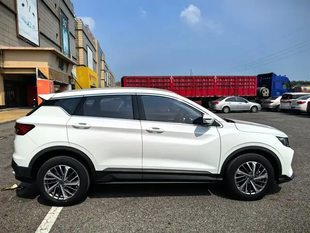 GEELY COOLRAY 2022