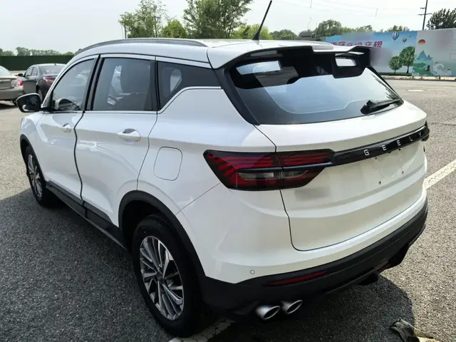 GEELY COOLRAY 2022