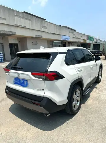 TOYOTA RAV4 2023