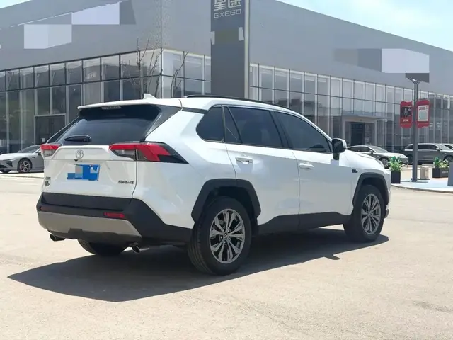 TOYOTA RAV4 2023
