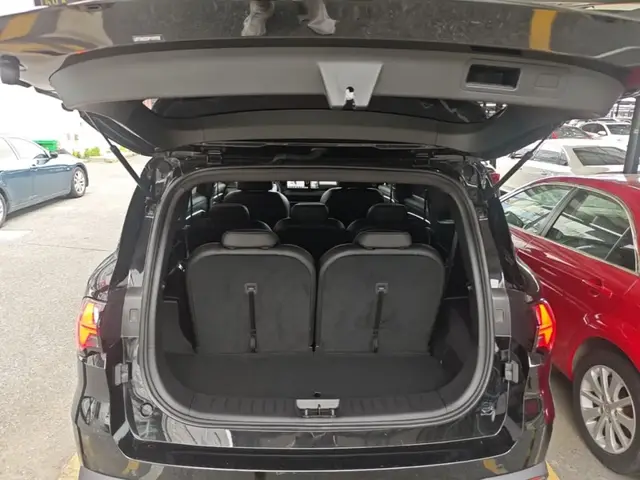GEELY OKAVANGO LUXURY 2023