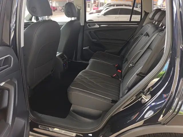 VOLKSWAGEN TIGUAN L 2022