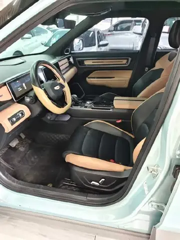 GEELY ICON 2023