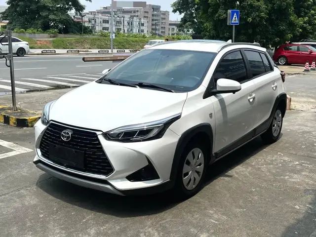TOYOTA YARIS L 2022