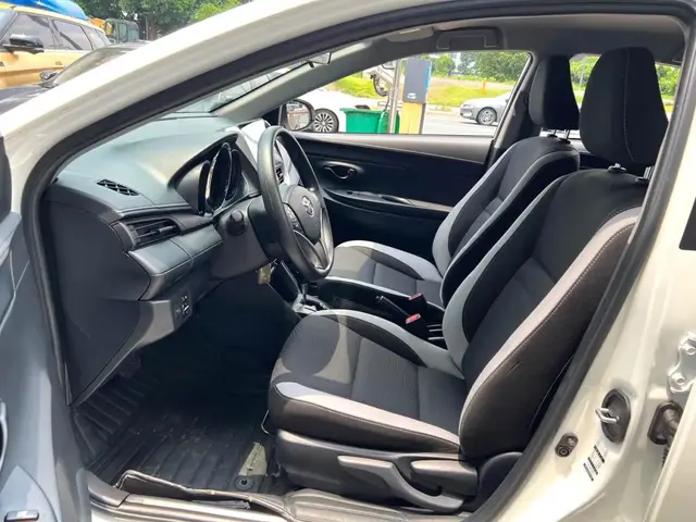 TOYOTA YARIS L 2022