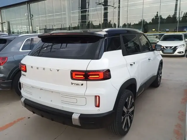 GEELY ICON 2022