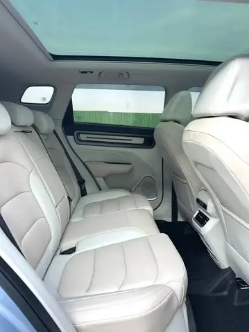 GEELY ICON 2023