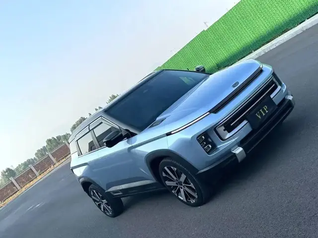 GEELY ICON 2023