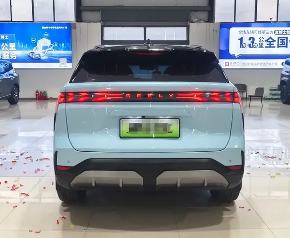 GEELY GALAXY L7 2023