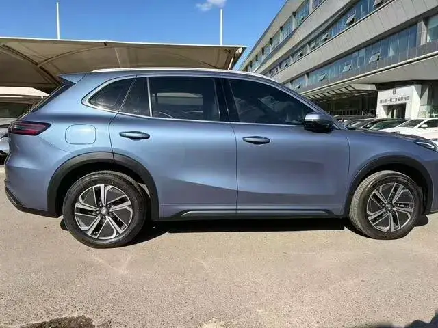 GEELY GALAXY STARSHIP EM-I GALAXY STARSHIP 7 EM-I 2025