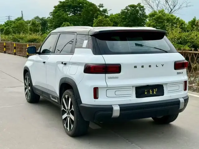 GEELY ICON PREMIUM 2023