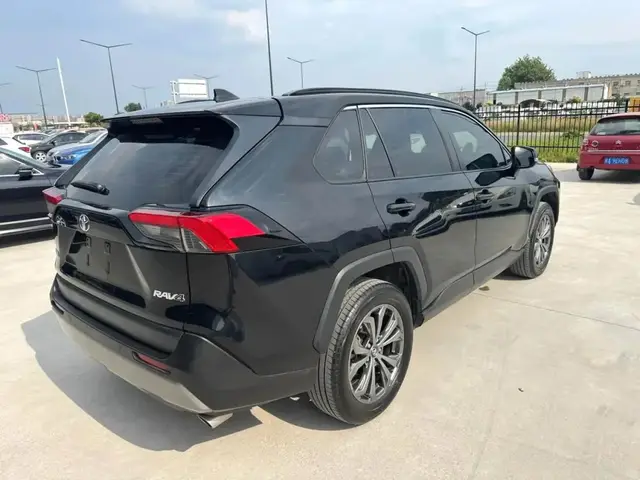 TOYOTA RAV4 2023