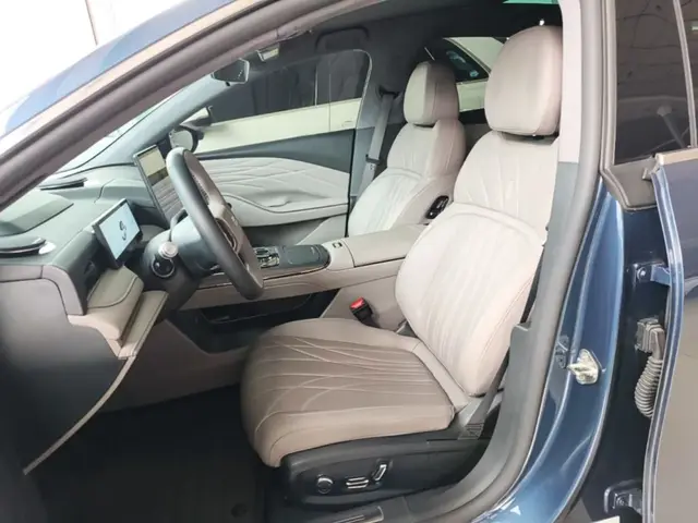 GEELY GALAXY STAR 8 2025