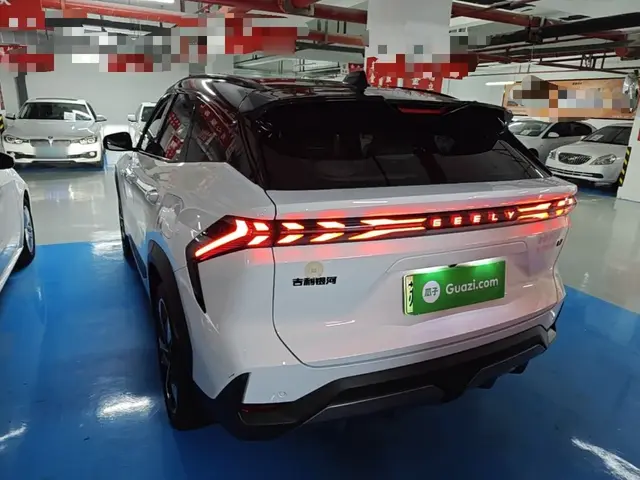 GEELY GALAXY L7 2023